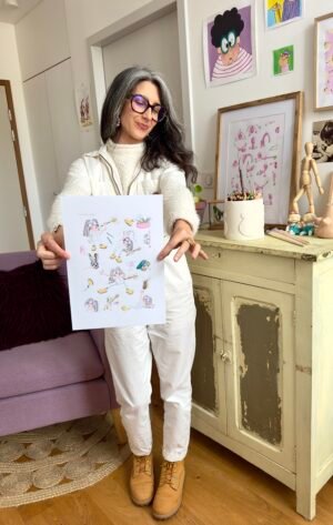 Exemple d’illustration personnalisée au format A4 : portrait aquarelle de Charline avec personnages dynamiques, lunettes, chaussures et détails colorés.